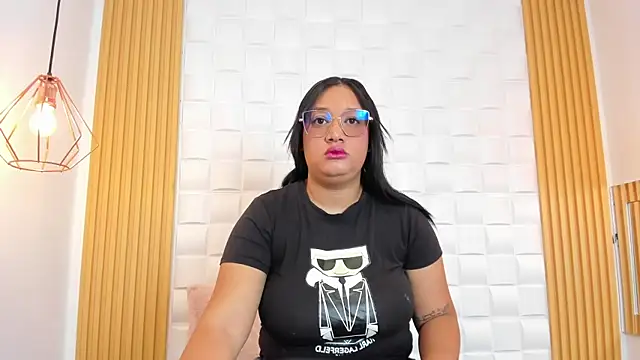 AriaBelle online show from 04/23/26, 11:16