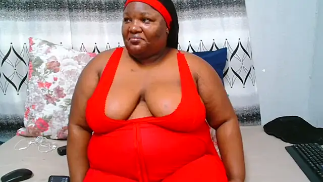 ChubbyBoobsxxx online show from 03/12/26, 06:28