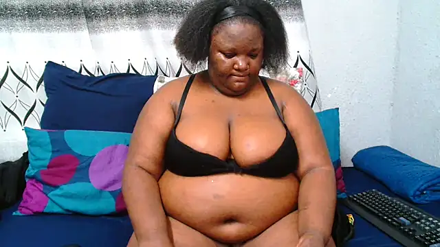 ChubbyBoobsxxx online show from 05/17/26, 06:13