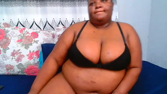 ChubbyBoobsxxx online show from 03/03/26, 05:58