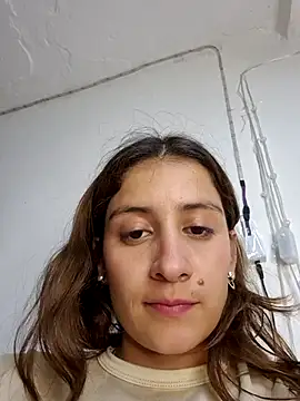 aytanna torrez online show from 11/05/25, 06:11