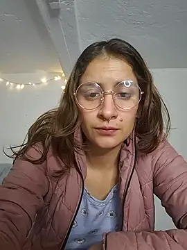 aytanna torrez online show from 12/04/25, 12:59