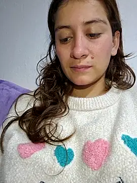 aytanna torrez online show from 11/10/25, 11:04