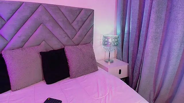 sara owens7 online show from 11/10/25, 01:54