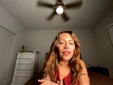 eurydicee online show from 11/07/25, 12:37