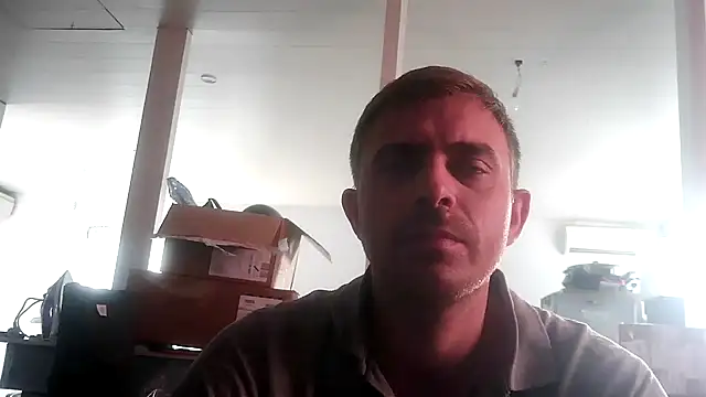 Snapshot of Bikerhot883hd chatting on 10/01/25, 07:35 Bikerhot883hd online show from 10/01/25, 07:35