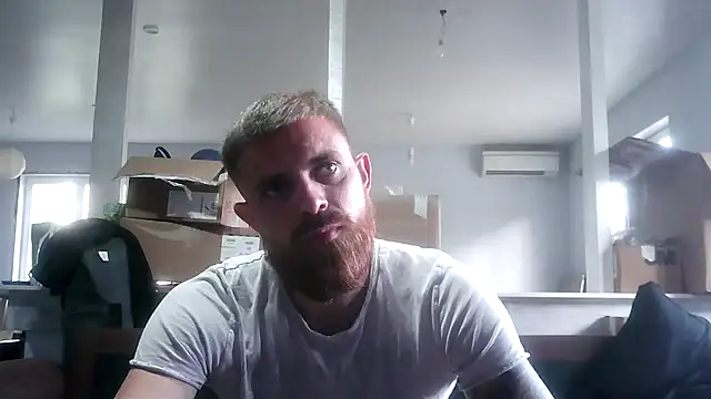 Snapshot of Bikerhot883hd chatting on 09/08/25, 05:01 Bikerhot883hd online show from 09/08/25, 05:01