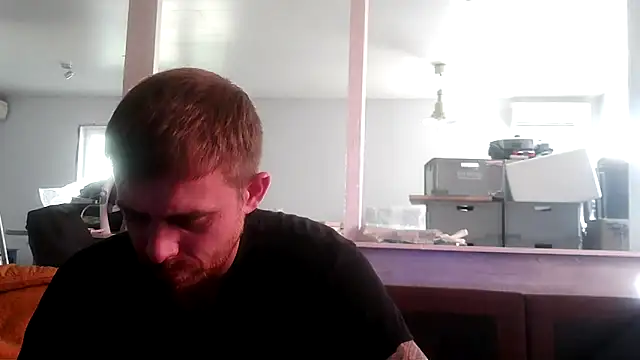Snapshot of Bikerhot883hd chatting on 10/09/25, 02:17 Bikerhot883hd online show from 10/09/25, 02:17