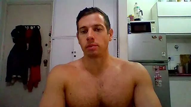 luca23millo90 online show from 03/31/26, 04:03