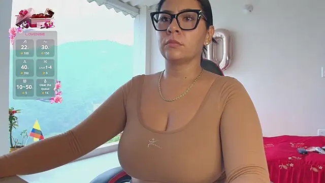 samanthahut1 online show from 05/27/26, 08:16