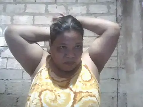 Snapshot of xxbernxxx chatting on 07/05/26, 12:26 xxbernxxx online show from 07/05/26, 12:26