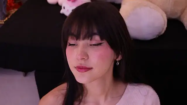 Snapshot of Aitana_Jhons chatting on 10/29/25, 12:04 Aitana Jhons online show from 10/29/25, 12:04