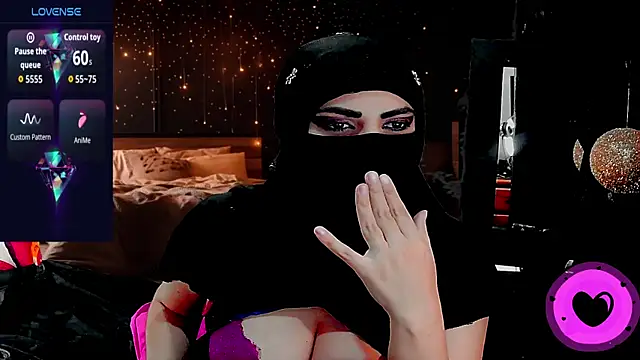 SultanaLayla online show from 11/20/25, 08:20