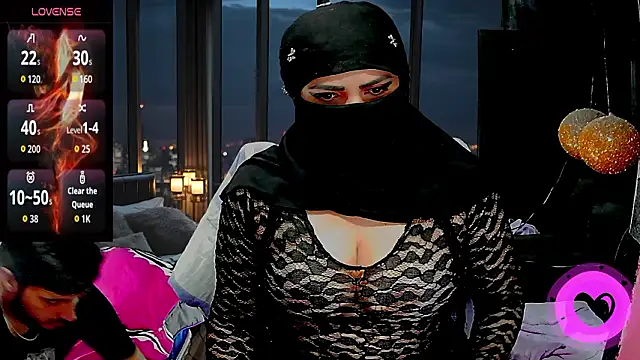 SultanaLayla online show from 02/02/26, 07:24