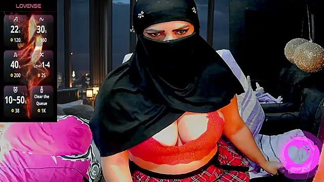 SultanaLayla online show from 02/07/26, 06:49