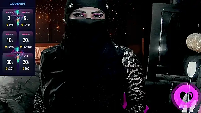 SultanaLayla online show from 12/02/25, 07:59