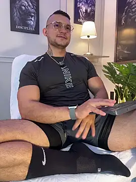 Marco Vega online show from 04/10/26, 05:09