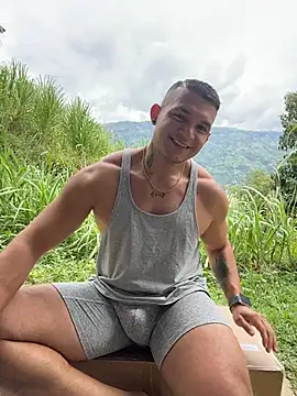 Marco Vega online show from 11/04/25, 07:06