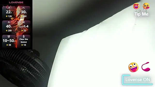 Snapshot of sweet__vanessa1 chatting on 09/25/25, 03:45 sweet vanessa1 online show from 09/25/25, 03:45