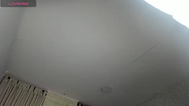 Snapshot of sweet__vanessa1 chatting on 09/18/25, 03:53 sweet vanessa1 online show from 09/18/25, 03:53