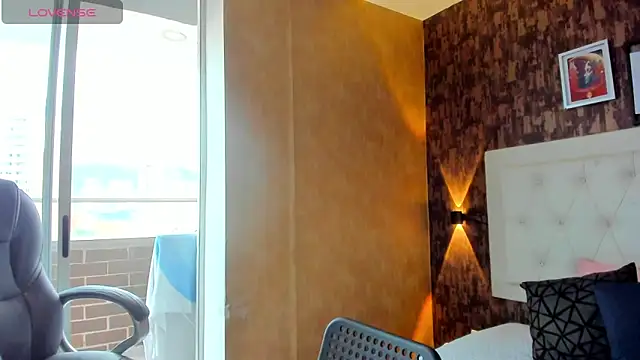 Snapshot of sweet__vanessa1 chatting on 02/27/26, 09:58 sweet vanessa1 online show from 02/27/26, 09:58