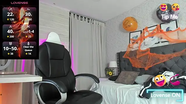 Snapshot of sweet__vanessa1 chatting on 10/26/25, 03:51 sweet vanessa1 online show from 10/26/25, 03:51