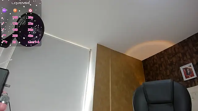 Snapshot of sweet__vanessa1 chatting on 02/28/26, 07:35 sweet vanessa1 online show from 02/28/26, 07:35