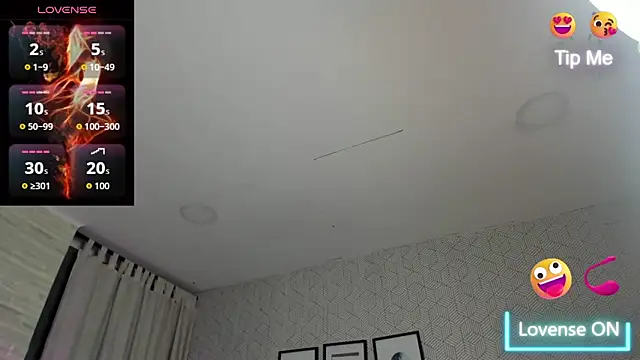 Snapshot of sweet__vanessa1 chatting on 09/27/25, 04:07 sweet vanessa1 online show from 09/27/25, 04:07