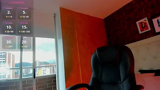 Snapshot of sweet__vanessa1 chatting on 02/03/26, 10:26 sweet vanessa1 online show from 02/03/26, 10:26