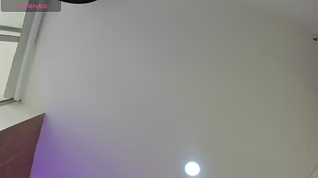 Snapshot of sweet__vanessa1 chatting on 06/21/26, 09:42 sweet vanessa1 online show from 06/21/26, 09:42