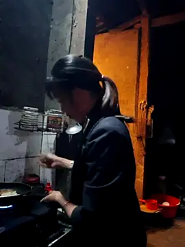 ngocngoc cute online show from 10/27/25, 11:55