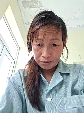 Snapshot of ngocngoc_cute chatting on 06/10/26, 08:04 ngocngoc cute online show from 06/10/26, 08:04