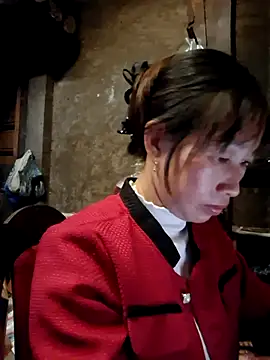 ngocngoc cute online show from 11/12/25, 01:04