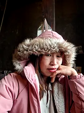 ngocngoc cute online show from 12/05/25, 03:49