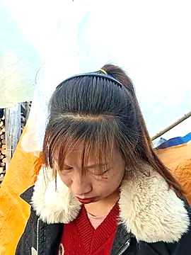 ngocngoc cute online show from 02/16/26, 09:52