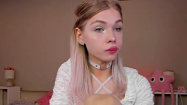 Blondy Fina online show from 05/31/26, 04:40
