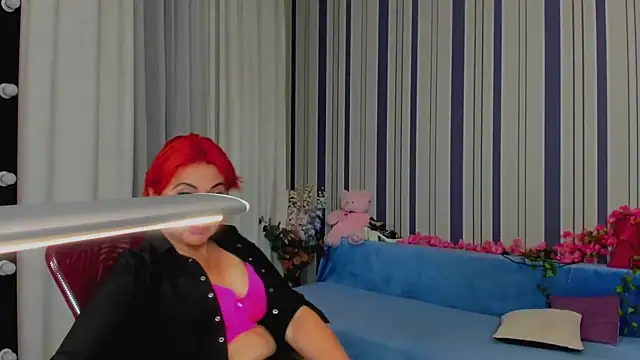 MilanaAlvis online show from 11/05/25, 01:36