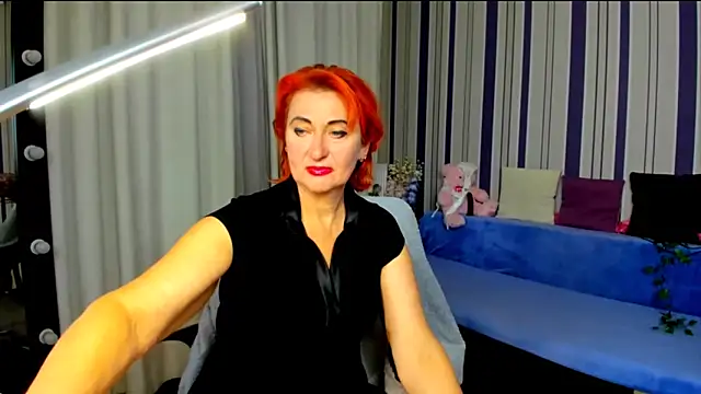 MilanaAlvis online show from 12/18/25, 12:53