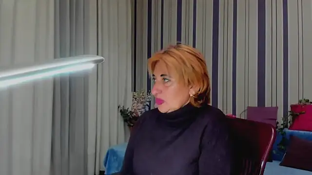 MilanaAlvis online show from 10/28/25, 12:04