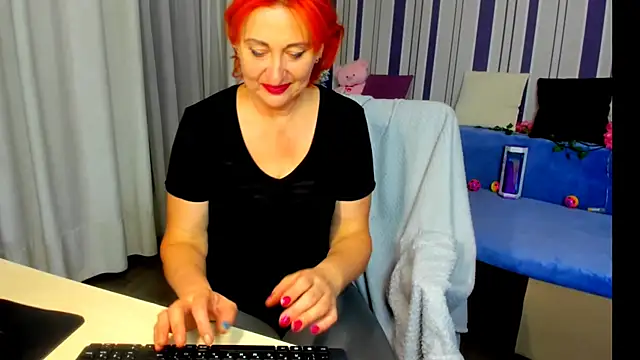 MilanaAlvis online show from 11/23/25, 08:19