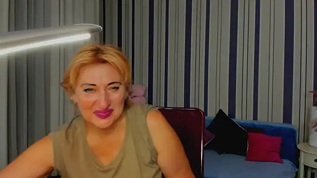 MilanaAlvis online show from 10/13/25, 06:15