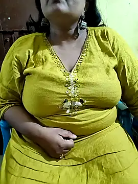 Swapna Hyd online show from 10/23/25, 04:27