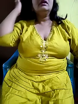 Swapna Hyd online show from 09/28/25, 09:16