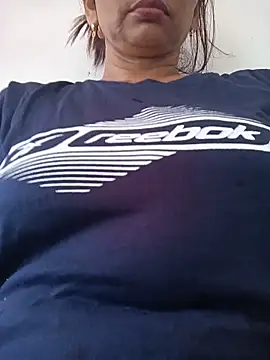 Snapshot of soni_yhakur chatting on 06/18/26, 09:36 soni yhakur online show from 06/18/26, 09:36