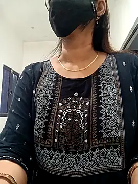 soni yhakur online show from 04/09/26, 02:02