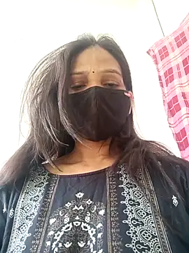 soni yhakur online show from 04/15/26, 03:23