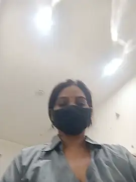 Snapshot of soni_yhakur chatting on 07/08/26, 02:57 soni yhakur online show from 07/08/26, 02:57