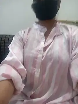 soni yhakur online show from 05/18/26, 07:02