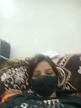 Snapshot of soni_yhakur chatting on 07/19/26, 12:19 soni yhakur online show from 07/19/26, 12:19