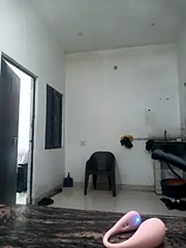 soni yhakur online show from 04/24/26, 01:07